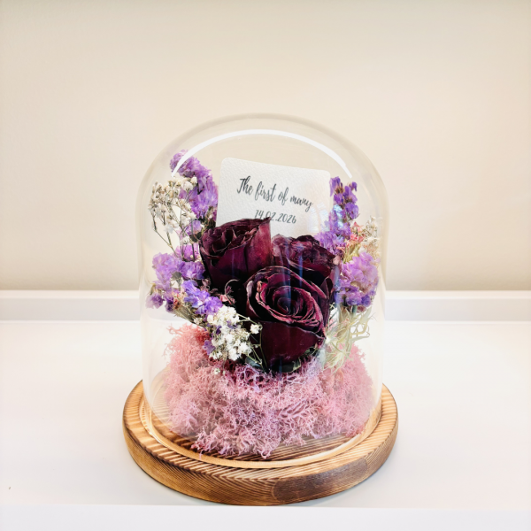 Signature Heirloom Flower Preservation in Dome